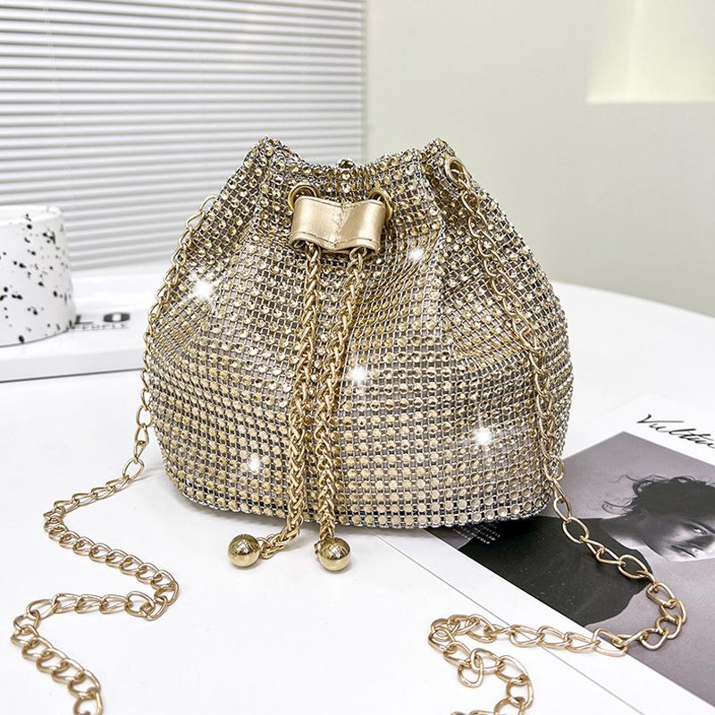 Luxury  Bucket Bag  Chain Shoulder Crossbody Bag For Women Personality Versatile Temperament Shoulder Bag