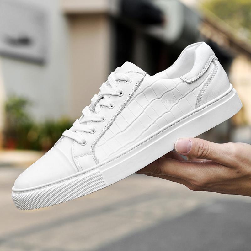 Mode Echtes Leder Herren Sneaker Stilvolle Formelle Skateboard Schuhe Freizeitspaziergang Männlich Tenis Masculino Neu Bequem Einfache Laufschuhe