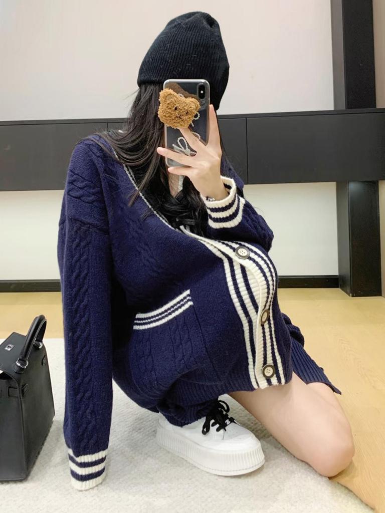 Navy Blue Women's V-neck Pure Cashmere Cardigan Sweater, Autumn/Winter, Loose Striped Design