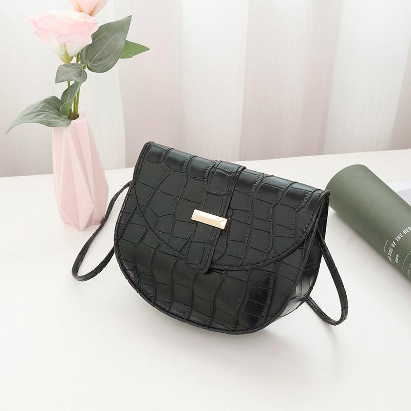 Autumn new stone pattern women's bag, shoulder messenger bag, mobile phone bag, simple casual small bag, and one bag.