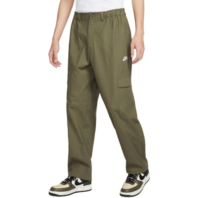 Nike Men s Club Woven Cargo Pants L
