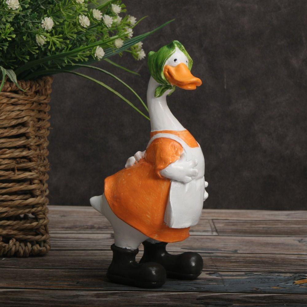 

Resin Cartoon Duck Figurine Cute Garden Duck Sculpture Gift Mother Father Duck Statue A
