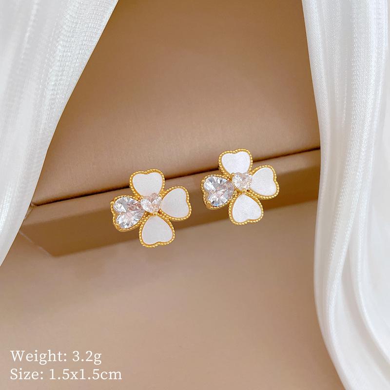 Necklace Earrings Set Light Luxury Full Diamond Shell Four-Leaf Flower Personality Temperament Banquet Earrings Necklace Group