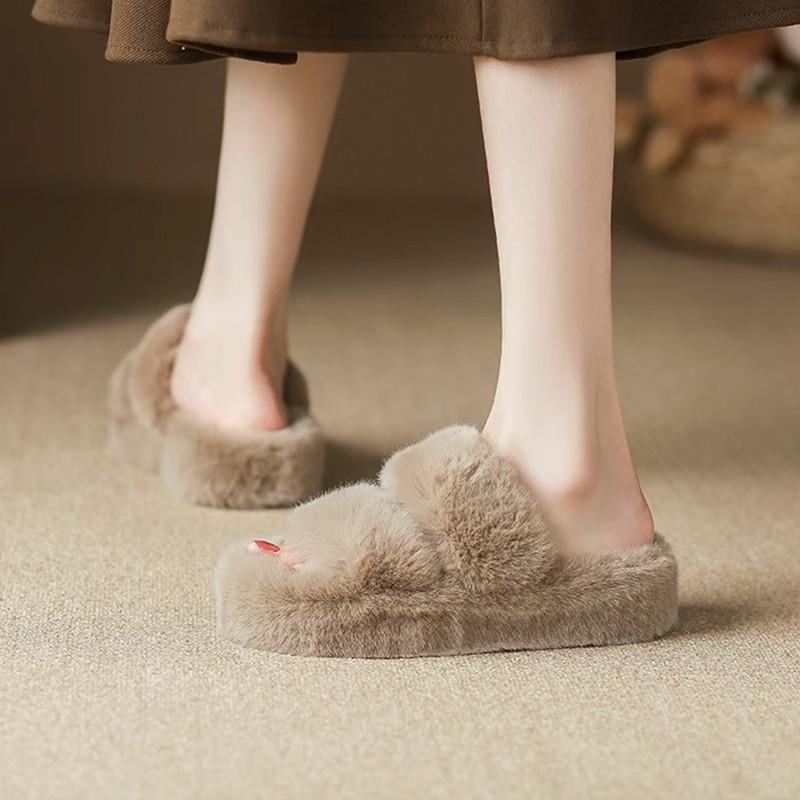 2025 spring and autumn new muffin thick bottom heightening plush fluffy cotton slippers women wear ins home fluffy slippers