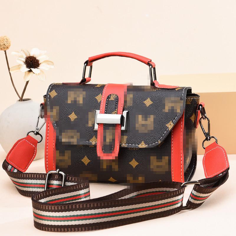 Women's 2025 New Trendy Women's Bag Korean Style One-shoulder Handbag Messenger Bag Fashionable and Versatile Small Square Bag