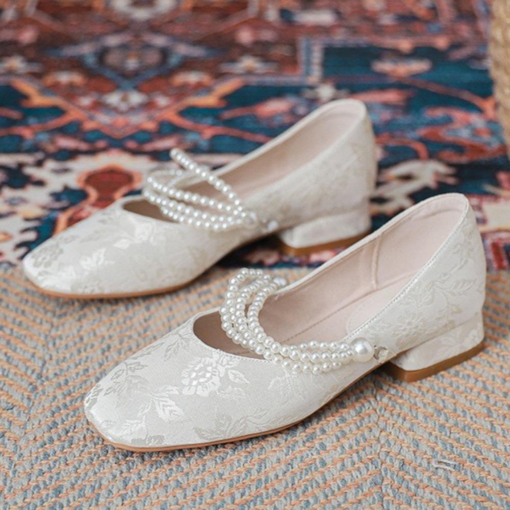 Fashion Mary Jane Shoes Large Size Women's Shoes New Chinese Style Square Head Thick Heel Beaded Belt Low Heel Mary Jane Shoes for Woman