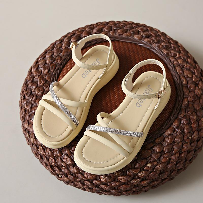 Stepping on shit flat-soled maternity sandals women's summer soft-soled non-slip sports sandals 2025 new fashion outer wear skirt
