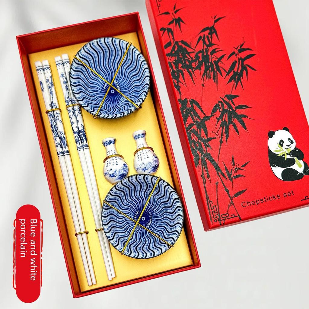 Traditional Blue & White Porcelain Tea Bowl and Chopsticks Gift Set - Classic Jingdezhen Style Souvenirs