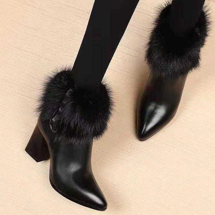 

Women s Mid-Heel Martin Boots - Real Rabbit Fur & Velvet, Versatile Winter Chunky High Heels, Plus Size Available 35 чорний