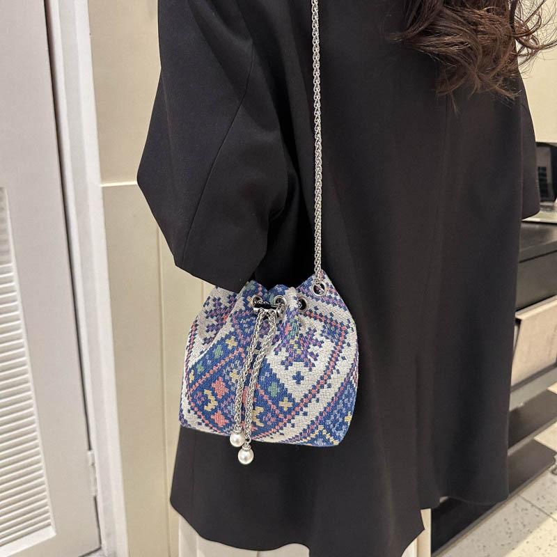 Chic Round Cotton Linen Crossbody Bag With Colorful Stitching And Soft Texture