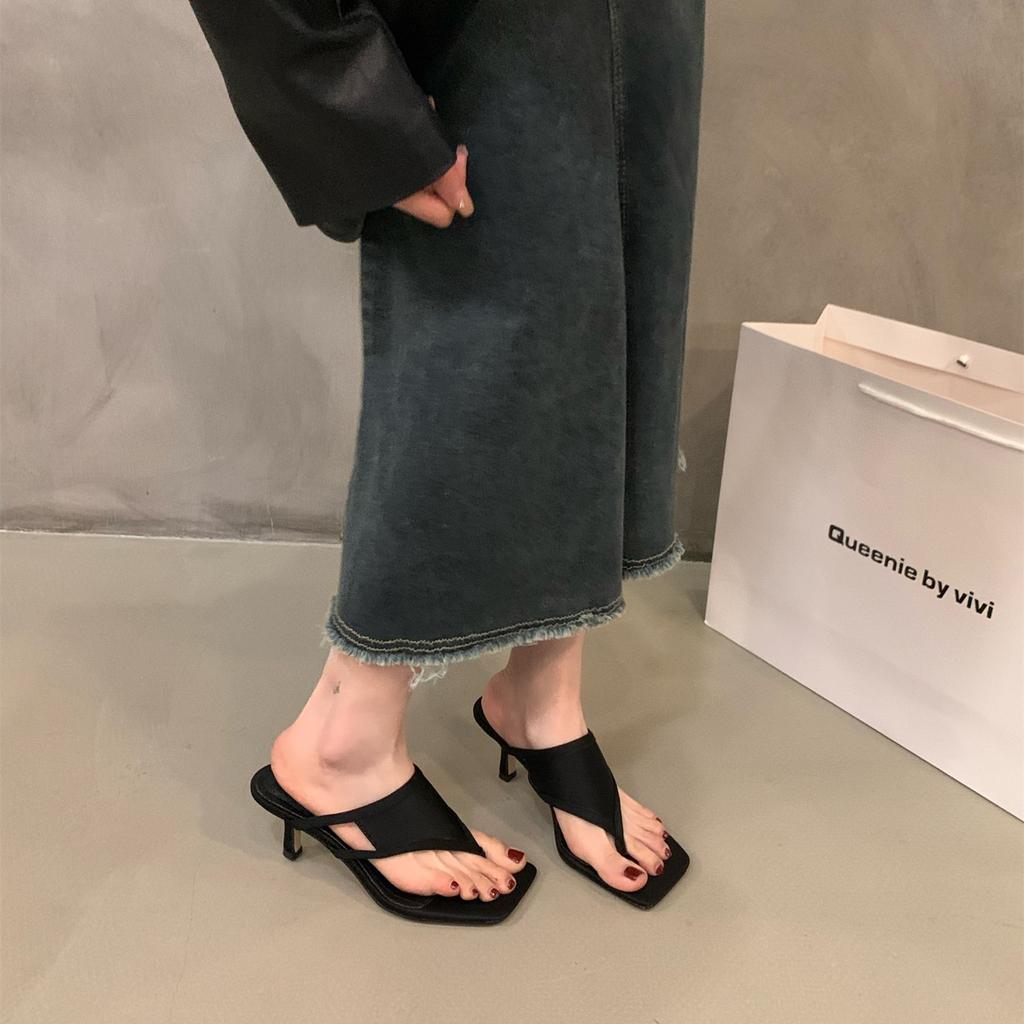 French pinch flip-flops shoes women's shoes summer wear 2025 new Internet celebrity temperament sandals high heels sandals