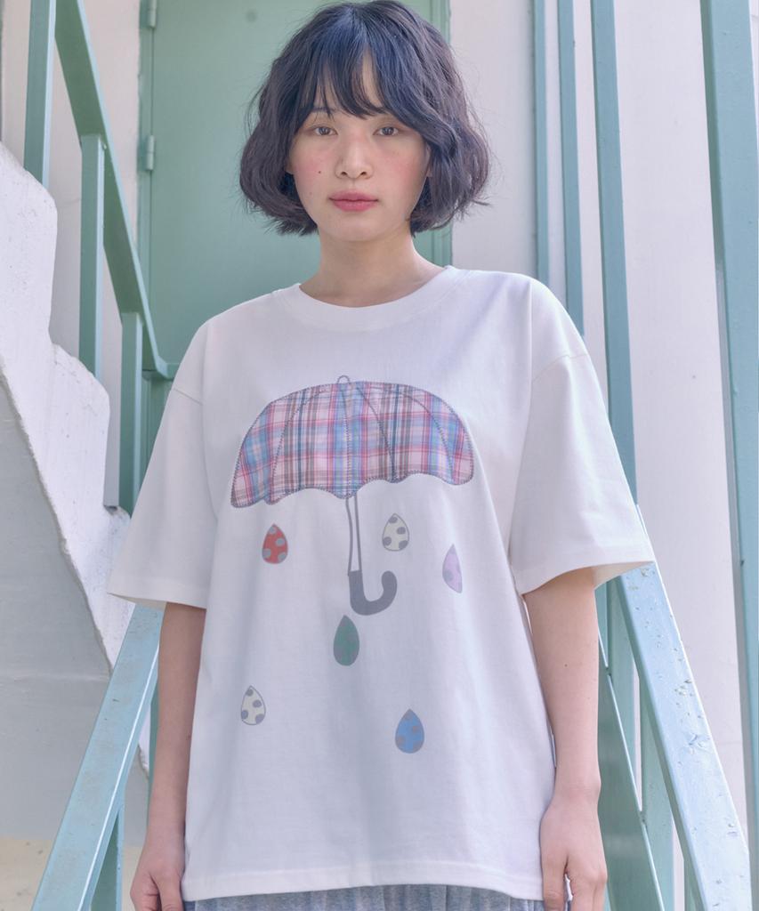 AMBLER Rainy Day Applique Embroidery Short Sleeve T-Shirt As1325 (Ivory)