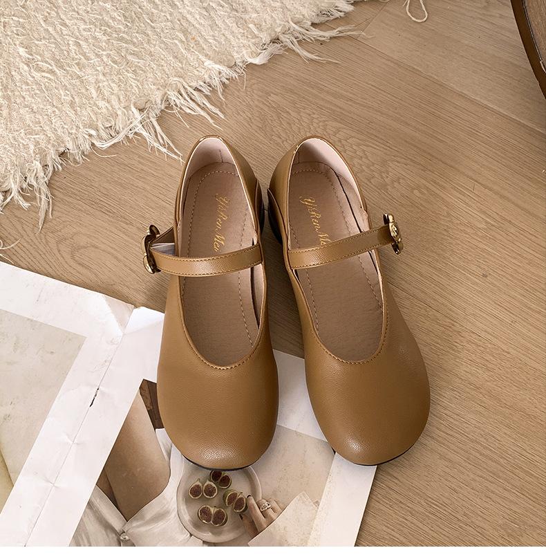 Fashion temperament retro round head versatile thick heel small leather shoes 2025 new with skirt shallow mouth Mary Jane single shoes