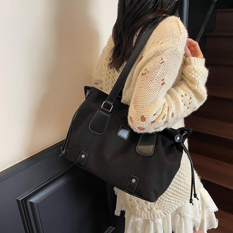 Pu Leather Tote Bag For Women With Zipper Closure And Inner Pouch For Daily Use