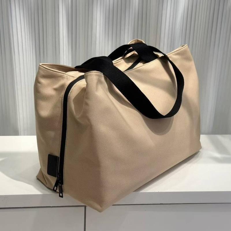 New Big Tote Spring and Summer New Waterproof Nylon Tote Bag Women's Large-capacity Wind Portable Travel Bag