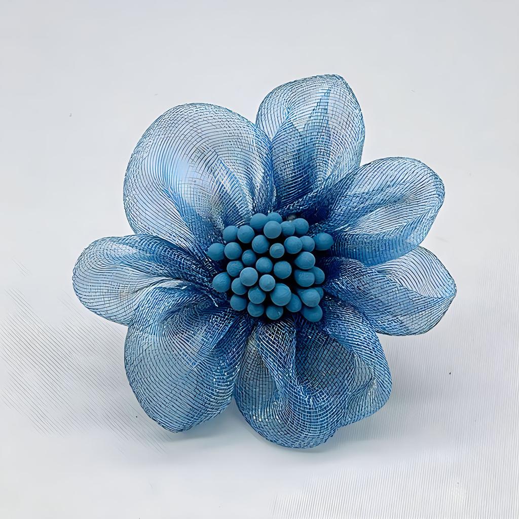 Temperament Seidengarn Blumenbrosche High-End Weibliche Persönlichkeit Nische Designgefühl Stoffkunst Anti-Licht-Nadel mit Schmuck