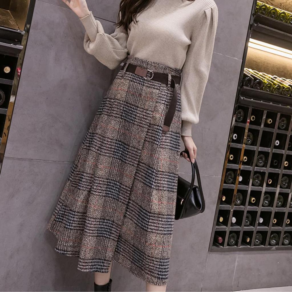 VIVEL Elegant and Lightweight Long Skirt for Flared Long Check Midi Asymmetrical High Waist Women's Fall/Winter, A-Line Skirt, Skirt, Length, Belted,