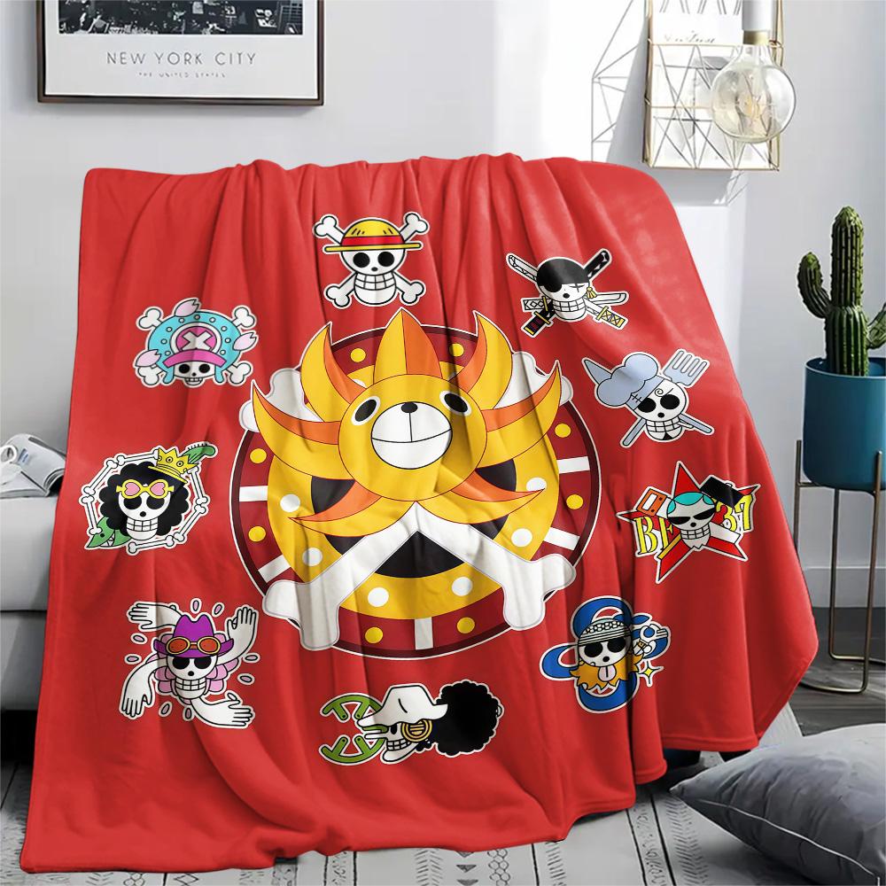 1PC One Piece Straw Hat Pirates Patterned Flannel Blanket Suitable For All Seasons For Home Decor Warmth And Comfort Gifts Holiday Present