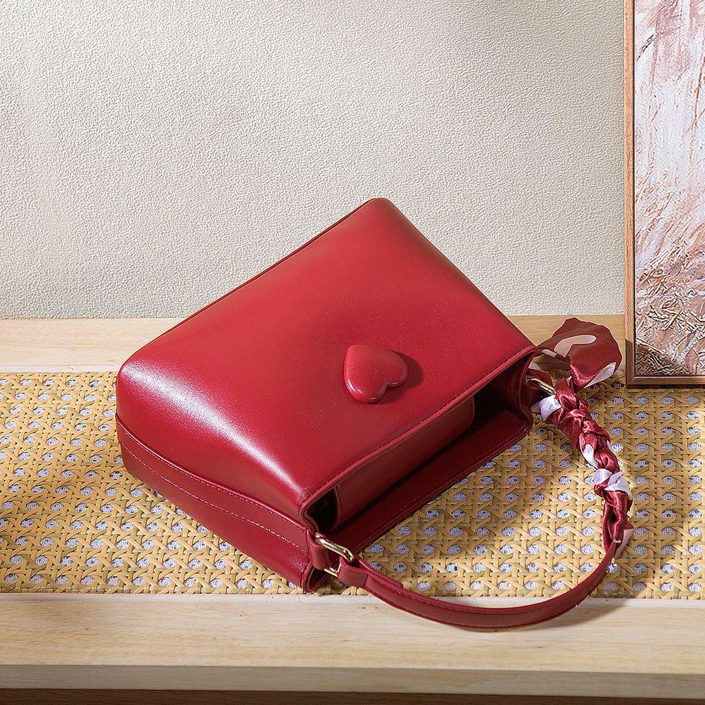 2025 Retro Rote Braut-Eimertasche mit großem Fassungsvermögen