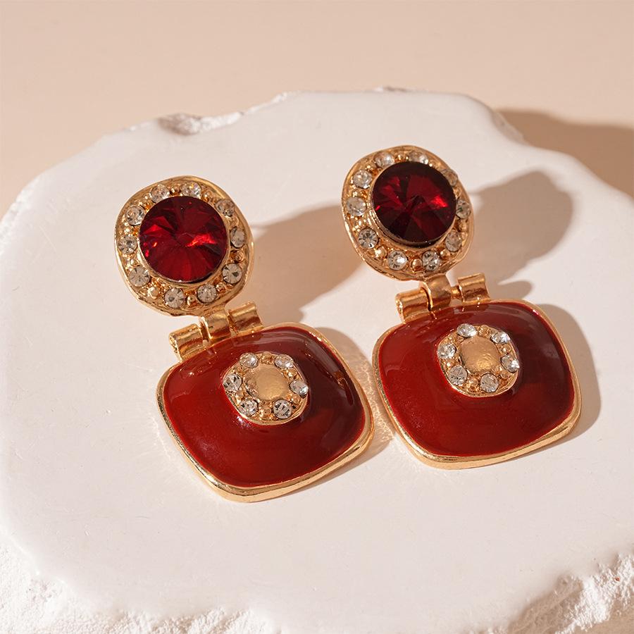

Digadagu Vintage Round Zirconia Dangle Earrings Stainless Steel Square Geometric Earrings Women New Wedding Zircon Accessories красный