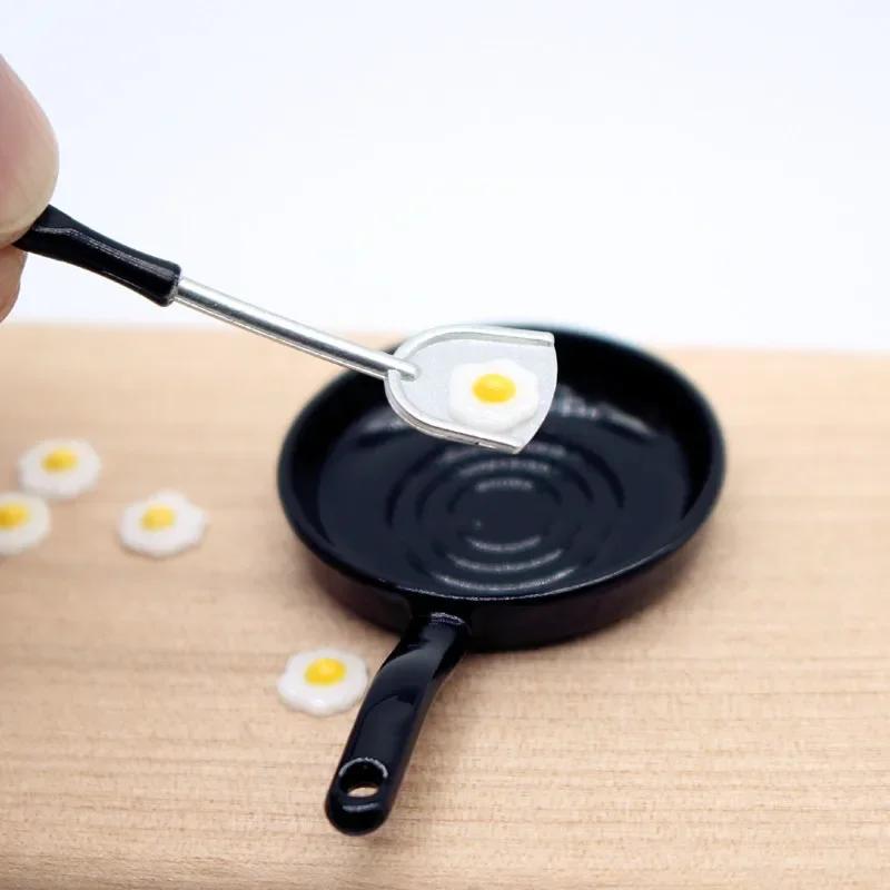 1Set Dollhouse Pan Egg Fryer Spatula Eggs Miniature Kitchenware Pan Egg Model Kitchen Utensils Home Decor Toy Miniatures Crafts