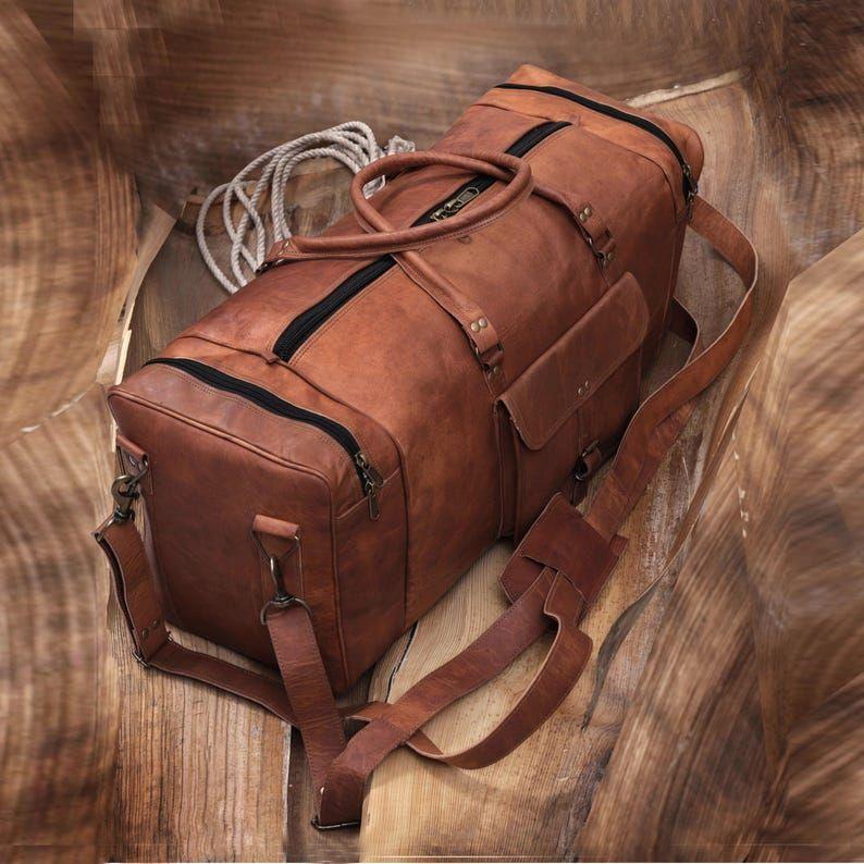 Handmade Leather Duffel Bag Travel Duffel for Men and Women Leather Holdall Bag Sports Gym Bag Personalized Groomsmen Gift Overnight Duffel