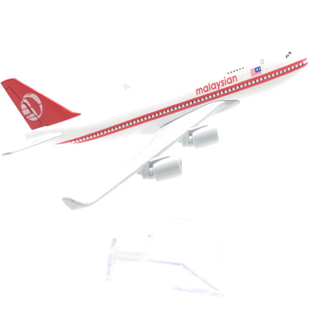 747 Malaysia Airline Plane Model 16cm 1:400 Scale Airplane B747 Replica Model W Base Alloy Aircraft Alloy Metal Plane Ornament