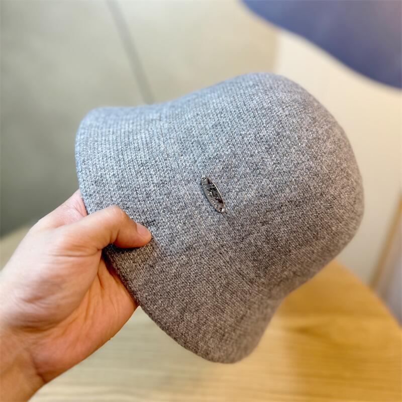 Bucket Hat Women's Autumn and Winter Retro Big Eaves Round Face Warm Face Cover Basin Hat Black