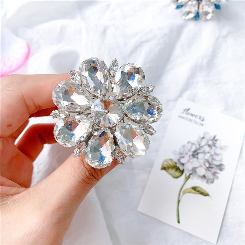 Luxury Crystal Diamond Flower Gemstone Mobile Phone Decorative Sticker Bracket Air Cushion Diamond Bracket Douyin Telescopic Sticker Female