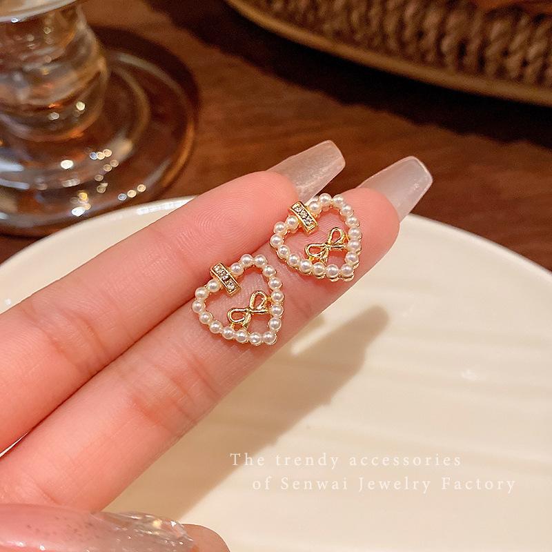 Серьги-гвоздики  Жемчужный Бант Любовь  Женские Сладкий Характер Дерзкие Девушки Серьги Серьги с Серебряной Иголкой