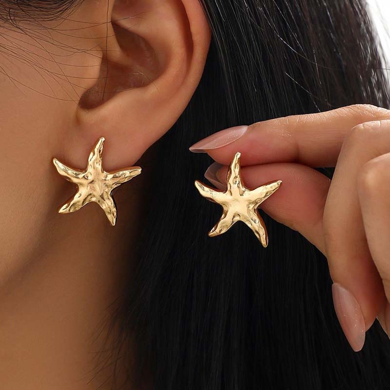 

Vintage Gold Color Starfish Stud Earrings For Women Punk Metal Star Shaped Geometric Earrings Beach Vacation Zircon Gift