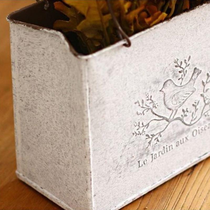 Kreative Handtaschen-Vase Retro Metallkunst Blumenkorb Elegante Pflanze Trockenblumen-Vase Heim-Schreibtisch Dekoration Schmuck Vasen