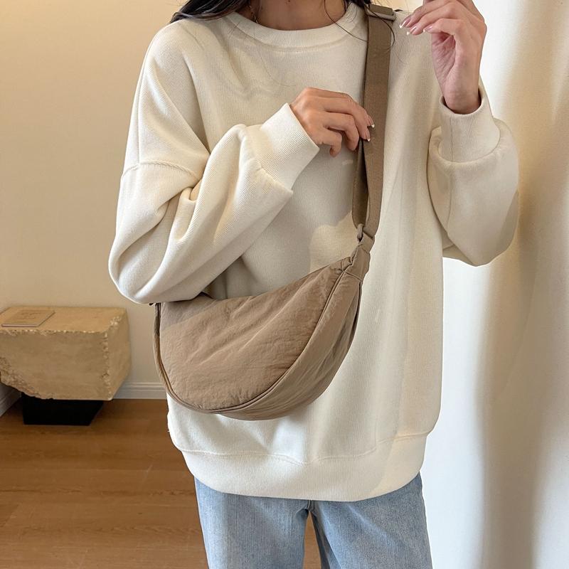 Small Bag Women's Simple All-Match Satchel Shoulder Bag Crossbody Dumpling Bag for Travel