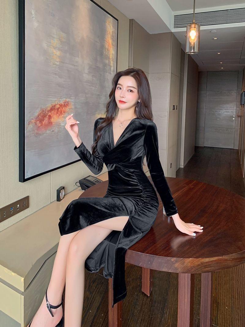 2025 Spring/Autumn Women s Fashion Velvet Midi Dress - Long Sleeve Slim-Fit with Cinched Waist and Slit Skirt S чёрный