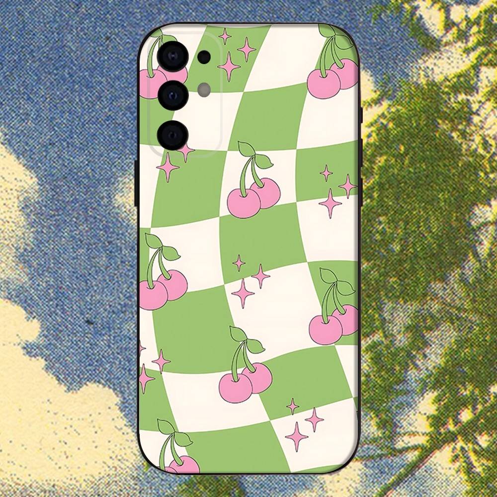 Checkerboard Checked Chess Board Phone Case For Samsung S25,S24,S21,S22,S23,S30,Ultra,S20,Plus,Fe,Lite,Note,10,9,5G Black Cover