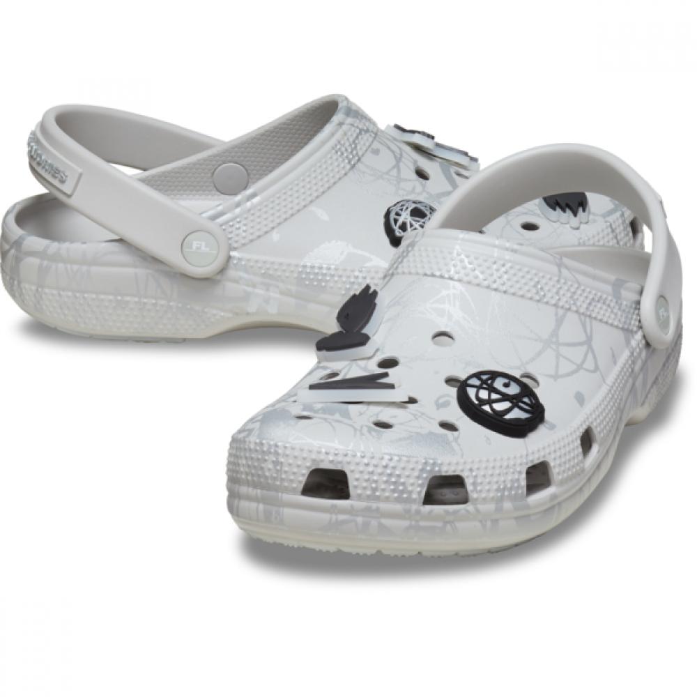 

Crocs X Futura Laboratory Classic Clog Pearl White 209622 101 M4W6(230mm)