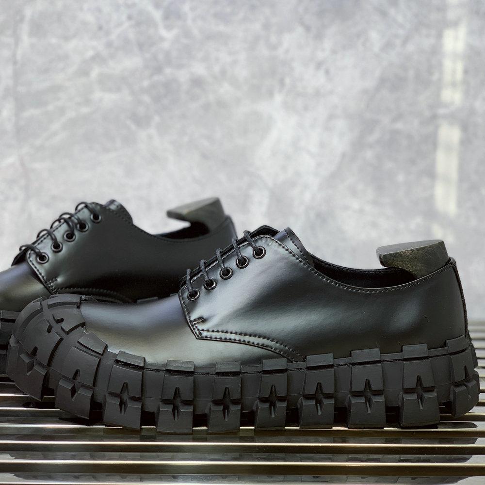 Autumn Platform Shoes Men Crocodile Pattern Leather Shoes Men Moccasin Homme Casual Slip On Male Loafers Chaussures Homme