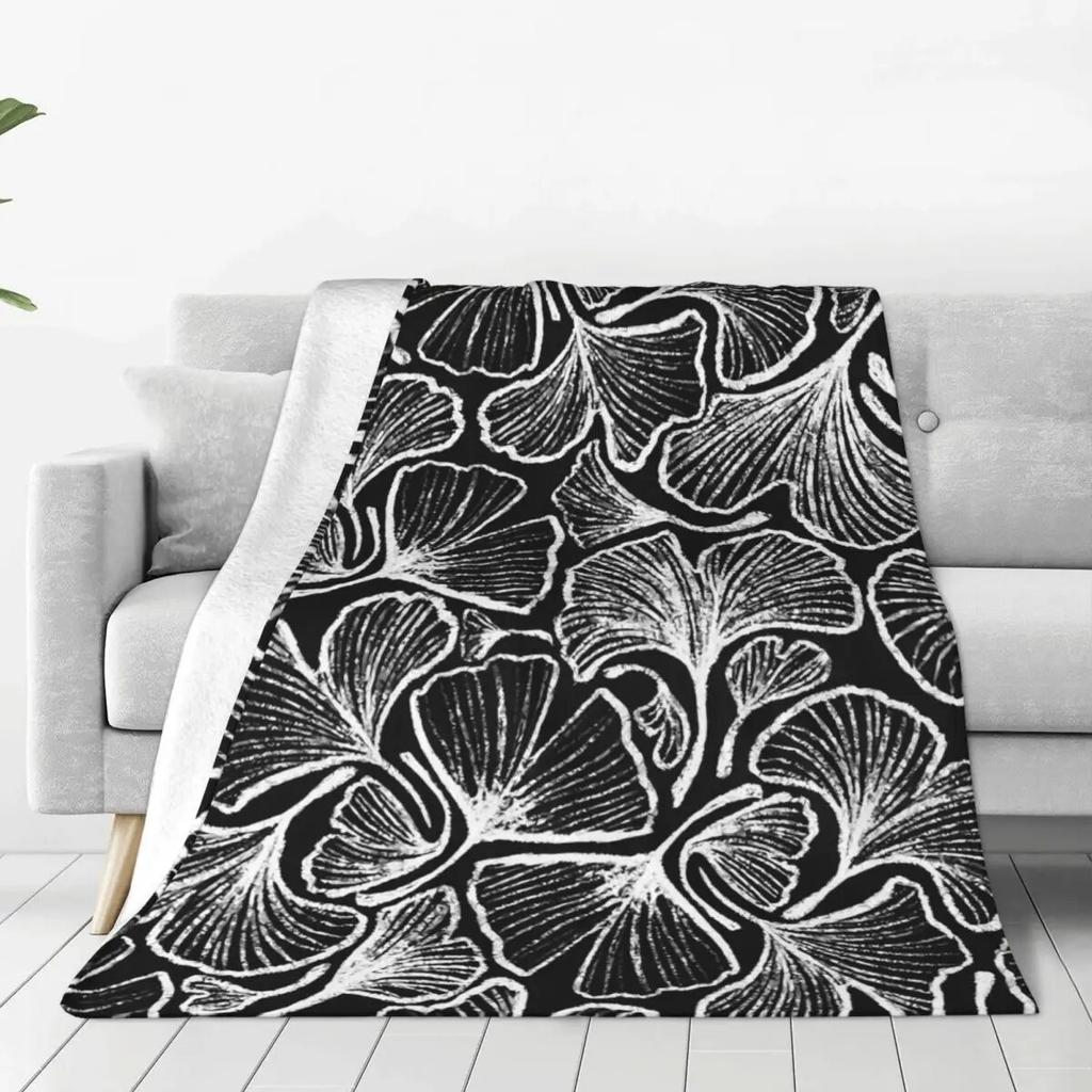 Ginkgo Biloba Flannel Blanket Super Warm Colorful Leaves Print Bedding Throws Winter Travel Office Bedroom Novelty Bedspread