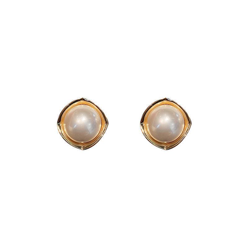 Temperament Gold Color Edging Geometric Imitation Pearl Stud Earrings for Women Retro Piercing Jewelry Accessories