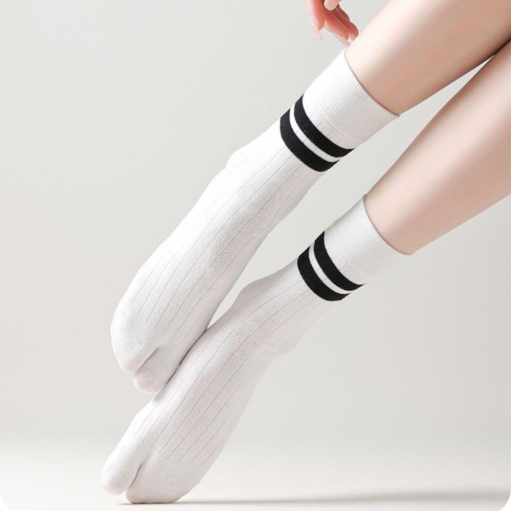

2Pairs Stripe Two Toe Tube Socks Sweat Absorption Toe Separator Socks Toe Mid Calf Socks Daily 2Pairs Dark Grey