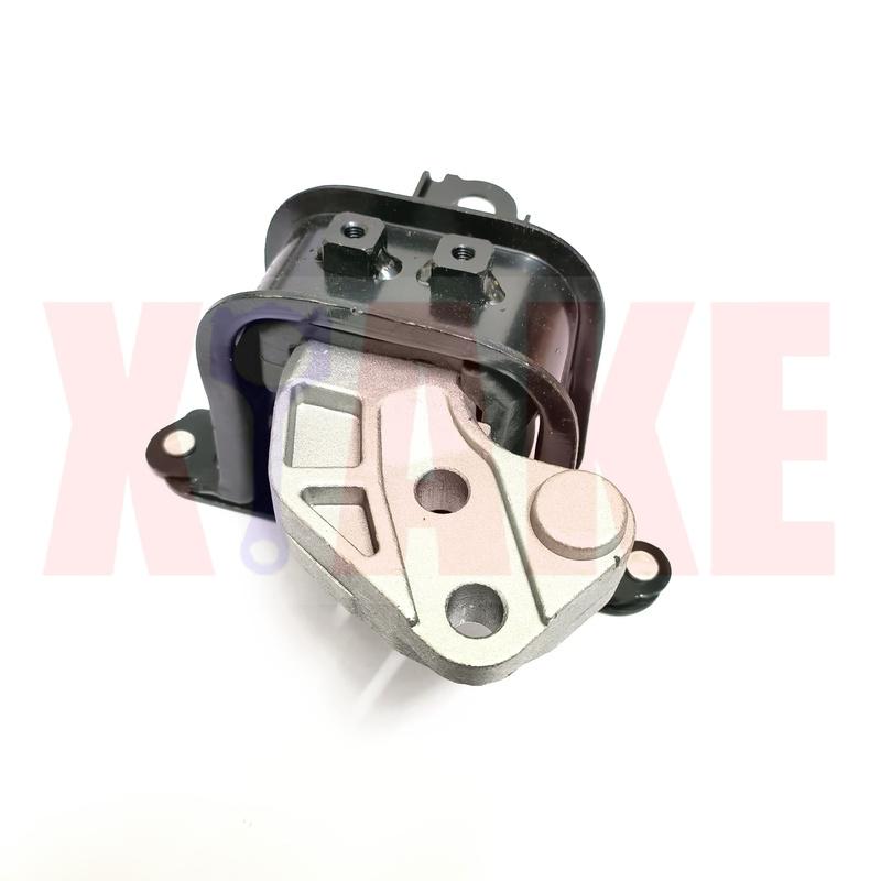 Car Parts Right Engine Mount for Faw F5 90105-10436