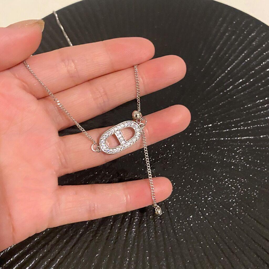 Nez de Cochon Peut Tirer Chaîne Clavicule Féminine Été Marée Accessoires Simples et Polyvalents Collier Vent Froid