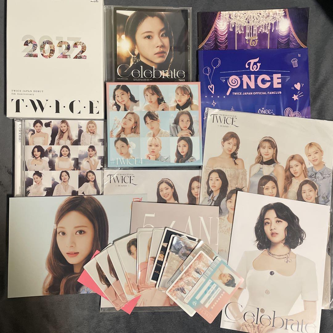 

[USED] twice goods trading card album
