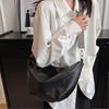 Messenger Bag for Women, Fashionable Casual Shoulder Bag, Adjustable Strap, Large Capacity, Solid Black for Weekend Travel