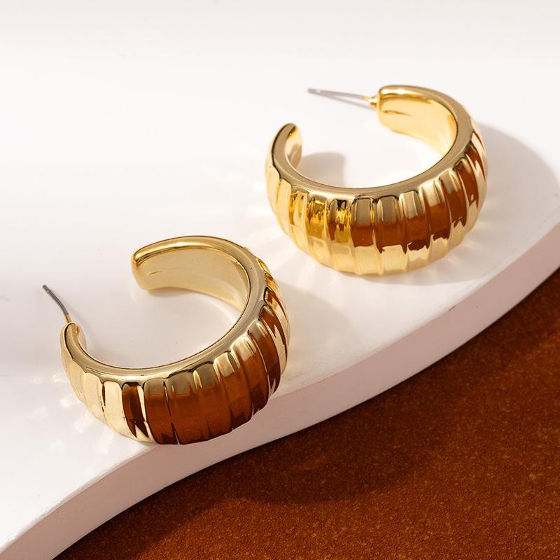 High-End Leichter Luxus Textur Blatt Ohrringe Metall Wind Personalisiert Dreidimensional Ccb Mehrschichtig Übertrieben Mehrschichtig Blume Ohrringe