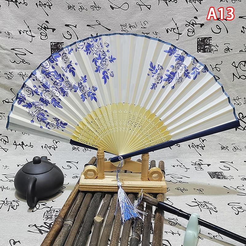 Vintage Chinese Style Folding Fan Bamboo Hand Fan Wooden Shank Classical Dance Fan With Tassel Elegent Female Fan Home Decor
