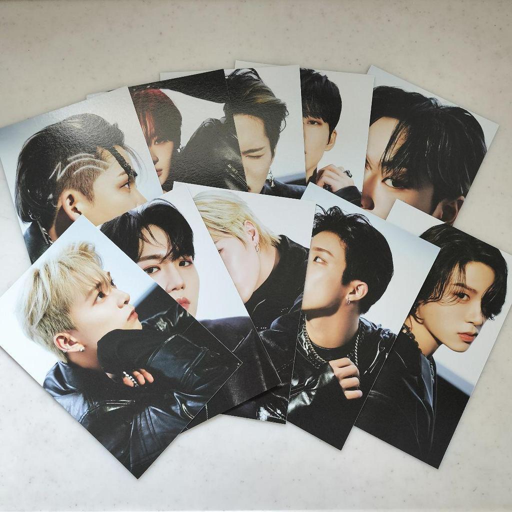 [USED] TREASURE “REBOOT” PHOTOBOOK Black Ver.