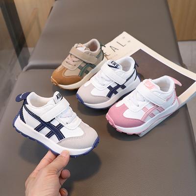 Chaussures de marche pour bébés enfants, baskets blanches antidérapantes, décontractées, respirantes, pour garçons et filles, chaussures de planche d'extérieur, Design à la mode