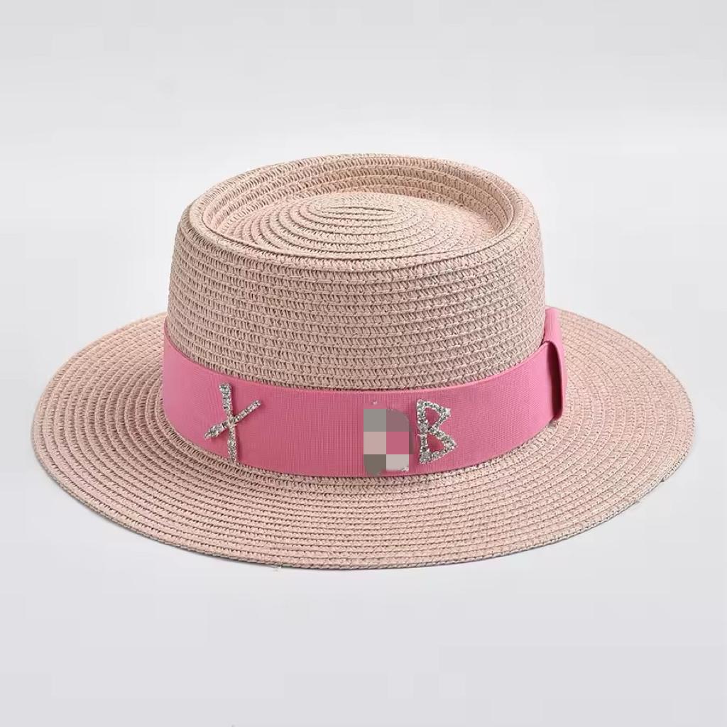 Fashionable Metal XRB Letter Straw Hats for Women Summer Elegant Holidays Boater Hat Outdoor Beach Sun Hat