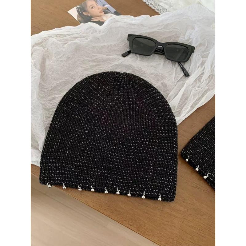 25 Novo chapéu de malha com franjas e miçangas para o início do outono, outono e inverno, para crianças mostrarem o rosto, protetores de ouvido pequenos, tendência de chapéu frio das Spice Girls